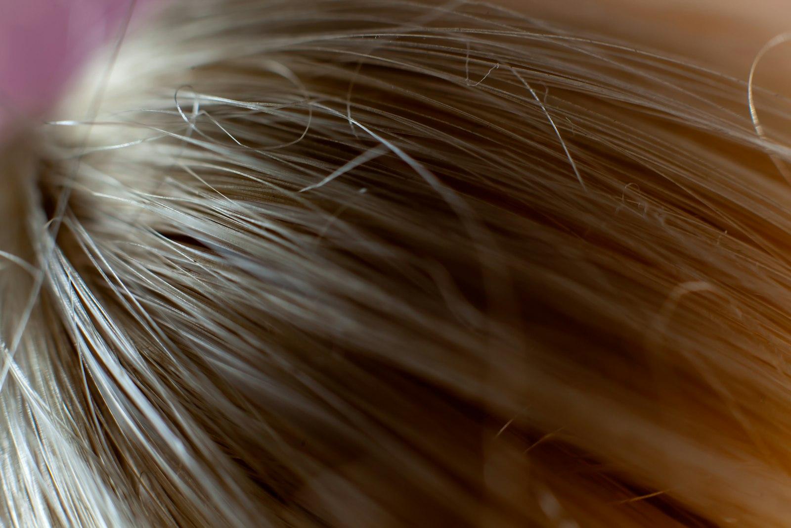 Macro photograph of a hair fibre surface